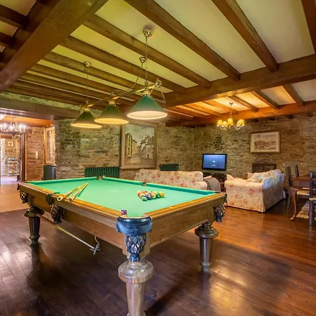 Villa En Asturias Con Cine, Piscina, Bbq, Juegos, 14 Pax *
