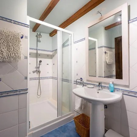 Villa En Asturias Con Cine, Piscina, Bbq, Juegos, 14 Pax *