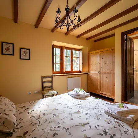 En Asturias Con Cine, Piscina, Bbq, Juegos, 14 Pax Villa