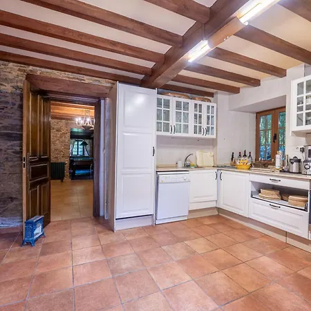 En Asturias Con Cine, Piscina, Bbq, Juegos, 14 Pax Villa *