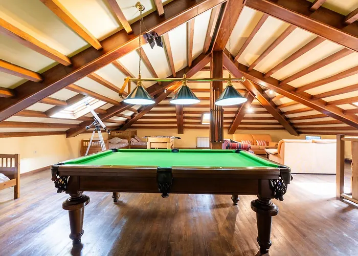 En Asturias Con Cine, Piscina, Bbq, Juegos, 14 Pax