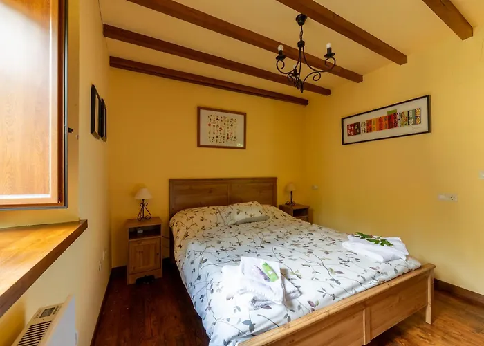 En Asturias Con Cine, Piscina, Bbq, Juegos, 14 Pax *