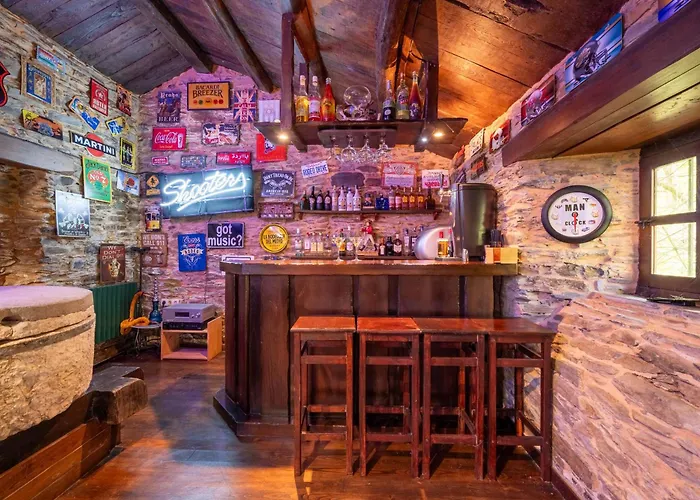 En Asturias Con Cine, Piscina, Bbq, Juegos, 14 Pax Cobre